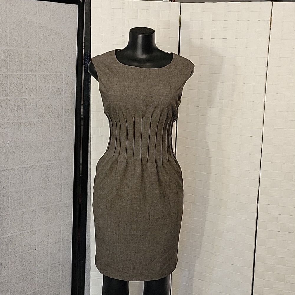 CALVIN KLEIN WOMEN'S SLEEVELESS PLEATED WAISTLINE SHEATH DRESS
